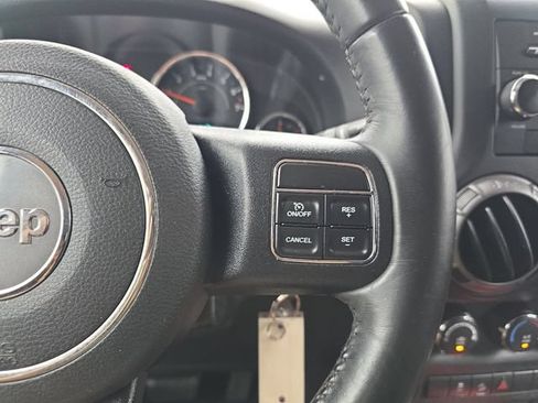 Used 2017 Jeep Wrangler Unlimited Sport w/ Quick Order Package 24S AWD/4WD image 17