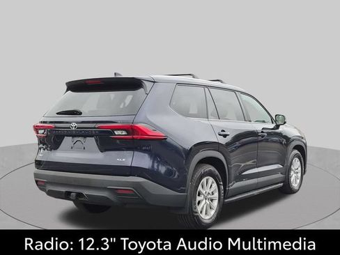 Used 2024 Toyota Grand Highlander AWD image 7