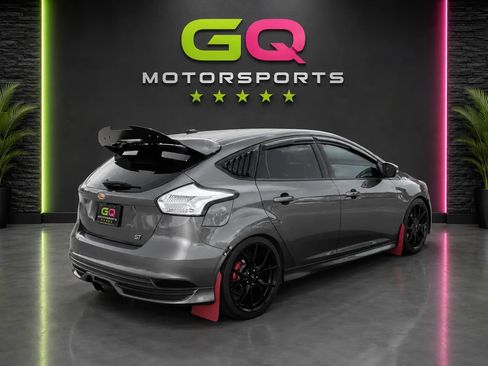 Used 2015 Ford Focus ST w/ Equipment Group 402A FWD image 7