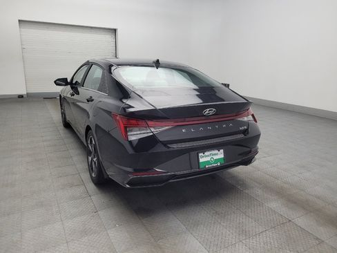 Used 2023 Hyundai Elantra Limited FWD image 5