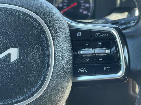 Used 2022 Kia Sorento S w/ Panoramic Sunroof Package FWD image 28