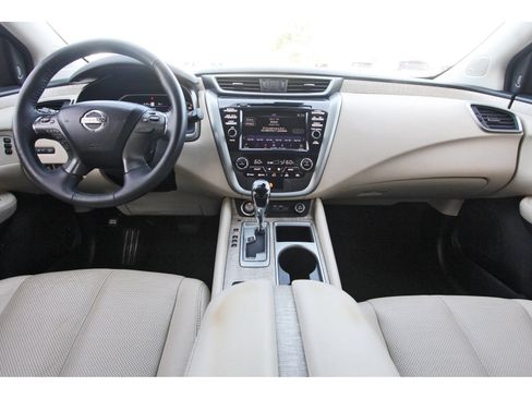 Used 2020 Nissan Murano SL w/ Moonroof Package FWD image 12