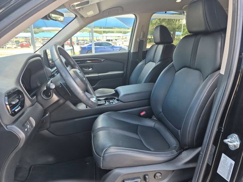 Used 2024 Honda Pilot EX-L image 9