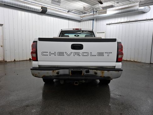 Used 2006 Chevrolet Silverado 1500 W/T image 16