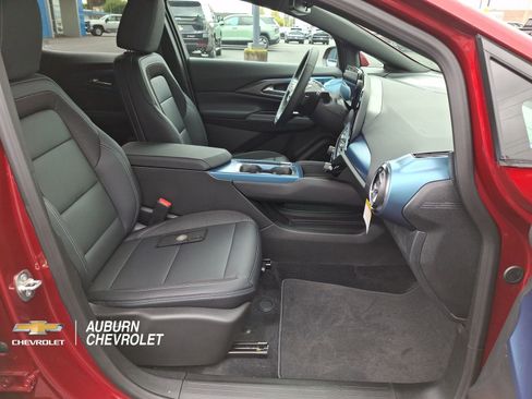 New 2026 Chevrolet Equinox EV LT AWD/4WD image 22