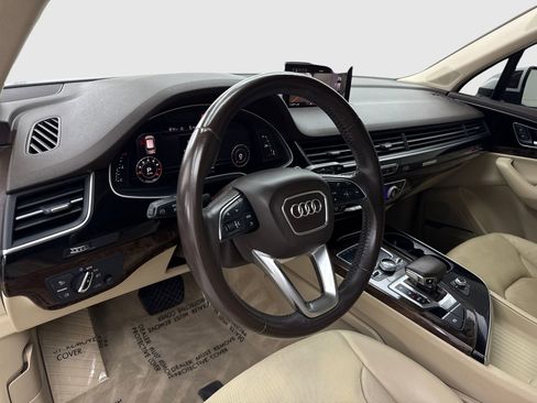 Used 2017 Audi Q7 3.0T Premium Plus w/ Premium Plus Package AWD/4WD image 18