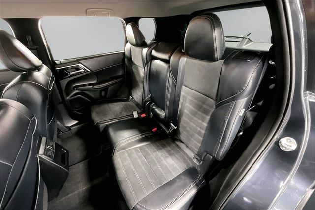 Used 2024 Mitsubishi Outlander SE FWD image 20