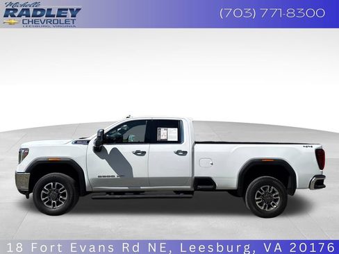 Used 2022 GMC Sierra 2500 SLT w/ Snow Plow Prep/Camper Package AWD/4WD image 17