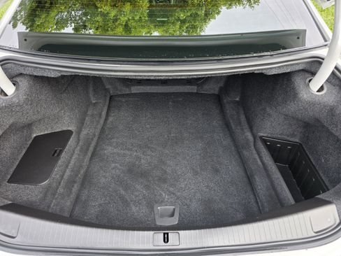 Used 2019 Cadillac CTS Premium Luxury RWD image 17