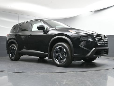 New 2026 Nissan Rogue SV image 24