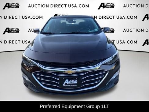 Used 2021 Chevrolet Malibu LT w/ Leather Package FWD image 2
