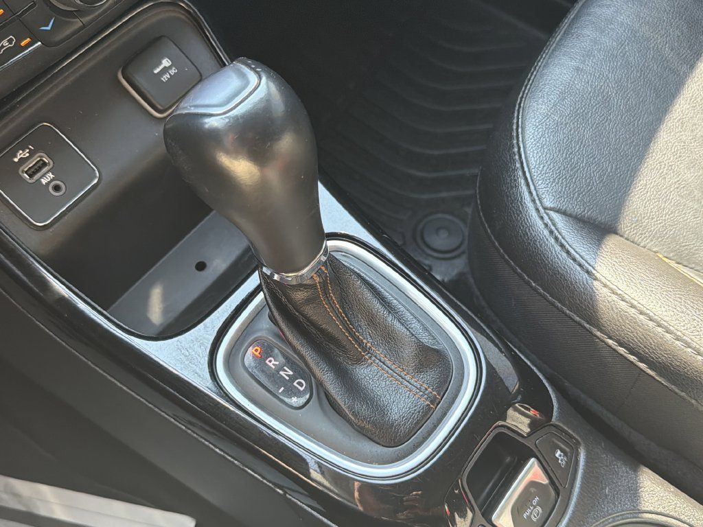 Used 2021 Jeep Compass Limited FWD image 25