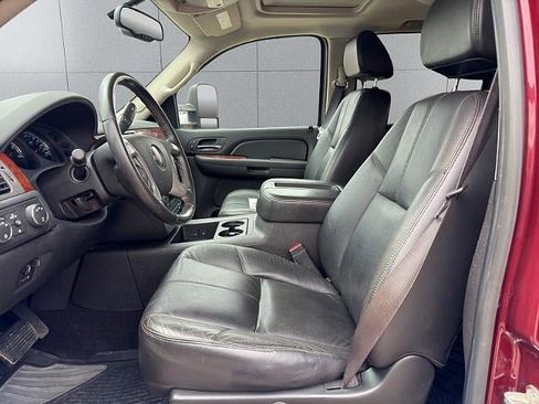 Used 2009 GMC Sierra 2500 SLT w/ Entertainment Package AWD/4WD image 25