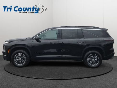 Used 2026 Chevrolet Traverse LT w/ Driver Confidence Package AWD/4WD image 5