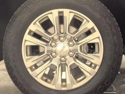 Used 2020 GMC Sierra 1500 Denali w/ Technology Package image 9