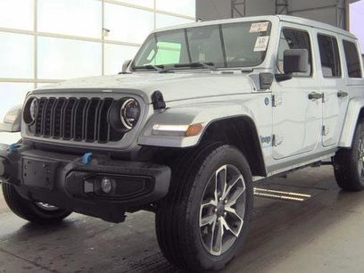 Used 2024 Jeep Wrangler Unlimited w/ Convenience Group
