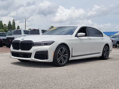 Used 2022 BMW 750i xDrive w/ Executive Package AWD/4WD image 35
