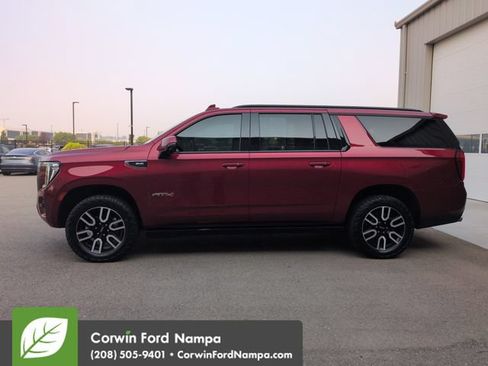 Used 2023 GMC Yukon XL AT4 w/ AT4 Premium Plus Package AWD/4WD image 6