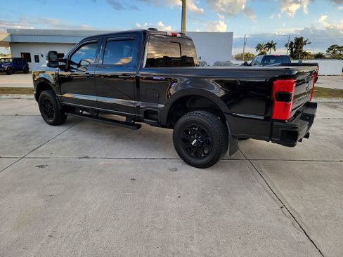 Used 2024 Ford F250 Lariat w/ Lariat Ultimate Package image 3