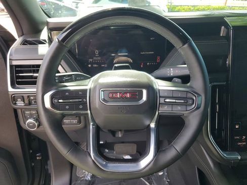 Used 2025 GMC Yukon Elevation w/ Elevation Premium Package image 20