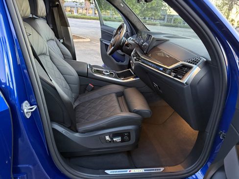 Used 2026 BMW X5 M60i image 33
