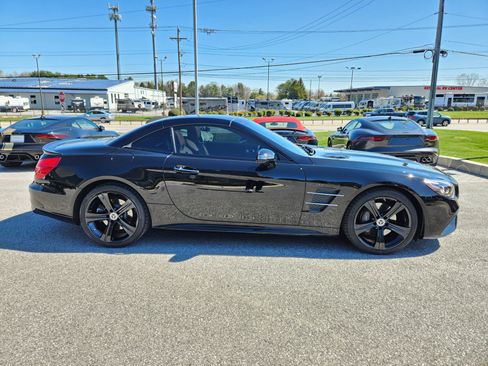 Used 2017 Mercedes-Benz SL 450 image 6