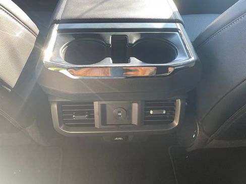 Used 2026 Ford F150 Lariat AWD/4WD image 18