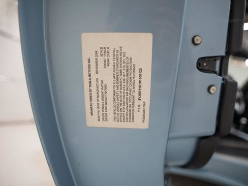Used 2008 Tesla Roadster RWD image 40