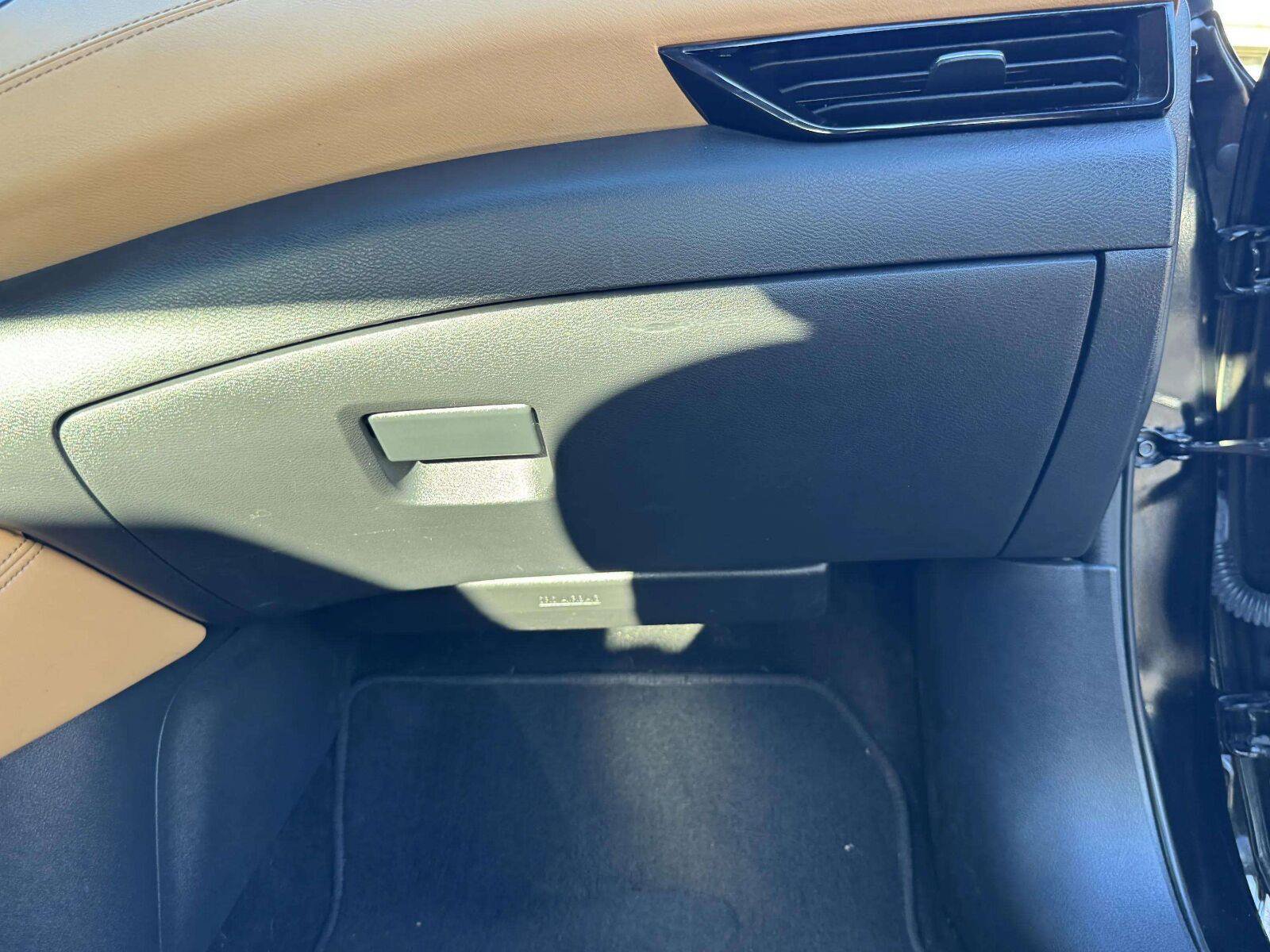 Used 2021 Nissan Sentra SV w/ SV Premium Package FWD image 42
