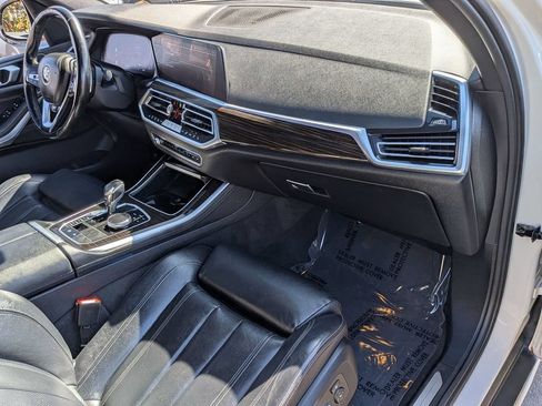Used 2019 BMW X5 xDrive40i w/ Convenience Package AWD/4WD image 9