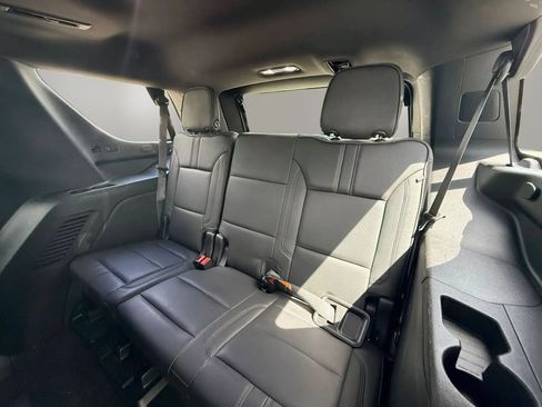 Used 2021 Chevrolet Tahoe RST RWD image 14