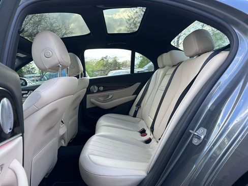 Used 2017 Mercedes-Benz E 300 image 17