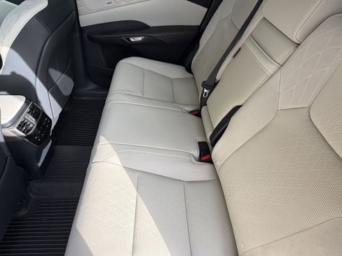 Used 2024 Lexus RX 350 FWD w/ Convenience Package image 30
