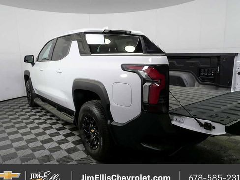 New 2025 Chevrolet Silverado EV LT AWD/4WD image 30