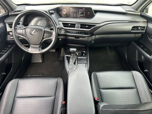 Used 2019 Lexus UX 200 w/ Accessory Package 2 FWD image 27