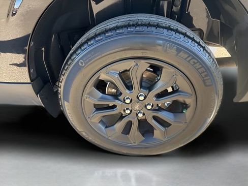 Used 2024 Ford Maverick Lariat w/ Black Appearance Package image 30