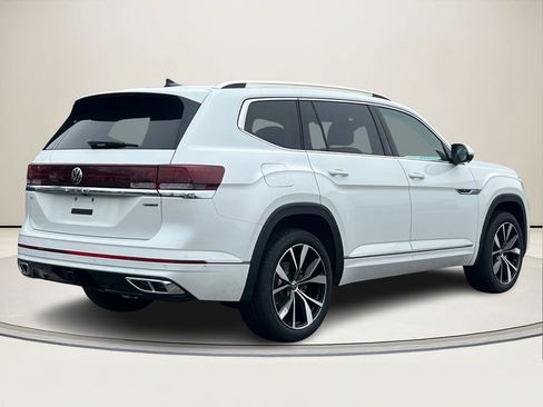 New 2026 Volkswagen Atlas SEL Premium R-Line AWD/4WD image 3