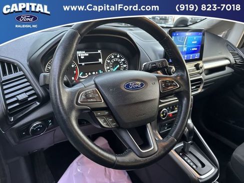 Used 2020 Ford EcoSport SE w/ SE Convenience Package image 24