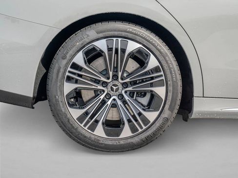 New 2026 Mercedes-Benz E 450 4MATIC Sedan image 12
