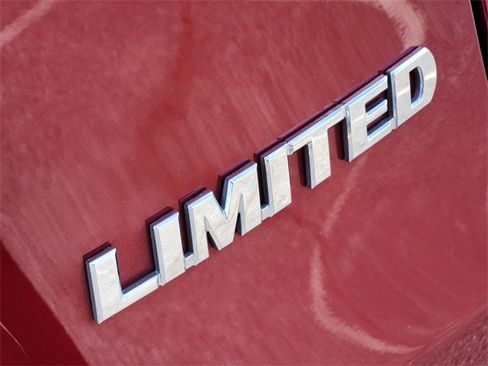 Used 2023 Toyota RAV4 Limited image 5