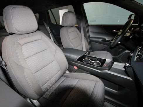 Used 2026 Chevrolet Equinox LT FWD image 20