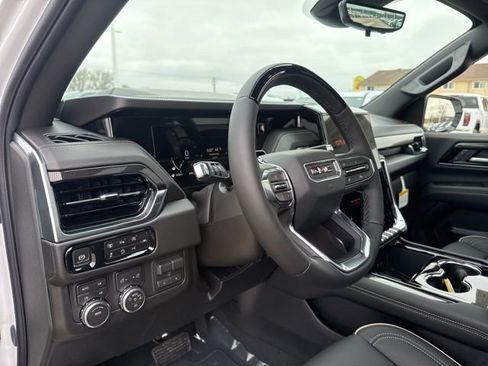 New 2026 GMC Yukon XL Elevation AWD/4WD image 16