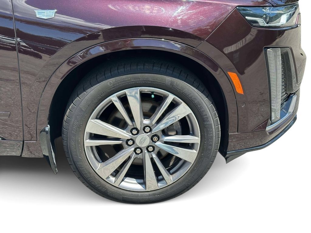 Used 2020 Cadillac XT6 Premium Luxury AWD/4WD image 16