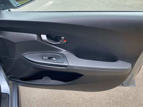 Used 2019 Hyundai Veloster Turbo image 32