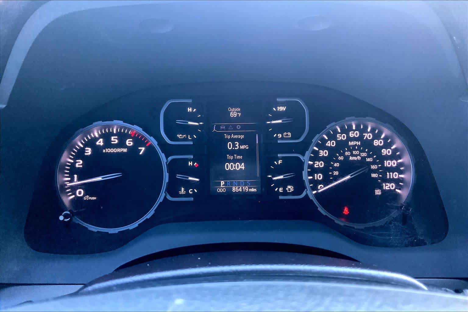Used 2018 Toyota Tundra SR5 w/ TRD Sport Package AWD/4WD image 25
