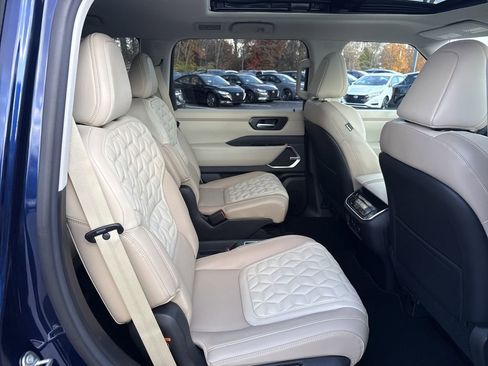 New 2026 Nissan Armada Platinum Reserve image 18