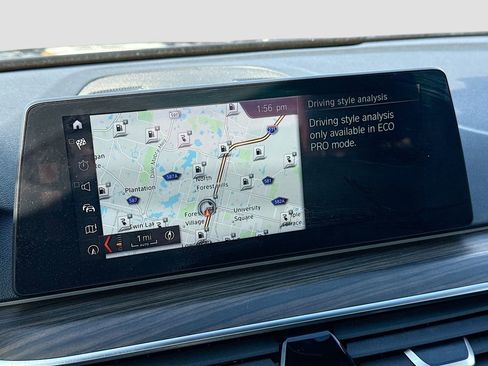 Used 2018 BMW 530e xDrive image 34