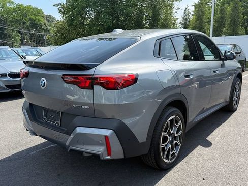 Used 2025 BMW X2 xDrive28i w/ Convenience Package AWD/4WD image 4