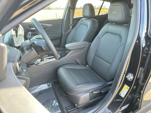 New 2026 Buick Envista Sport Touring image 11