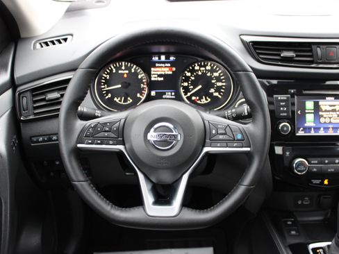 Used 2020 Nissan Rogue Sport SL w/ Premium Package image 25